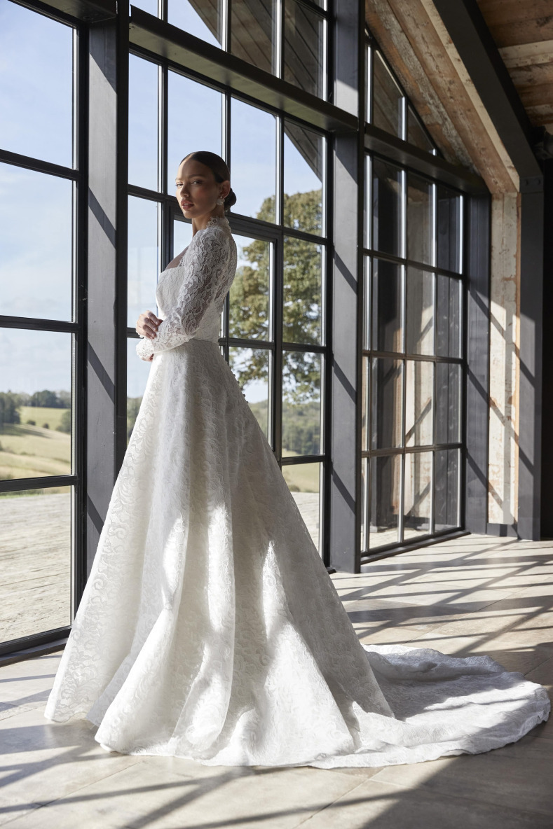 Sassi Holford Wedding Dresses Harrogate Wedding Lounge